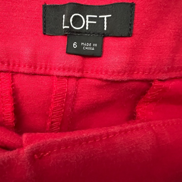 Loft red cropped flare pants size 6 - Picture 2 of 4
